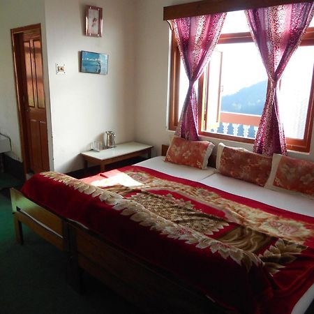 Hotel View Point Pelling Ruang foto