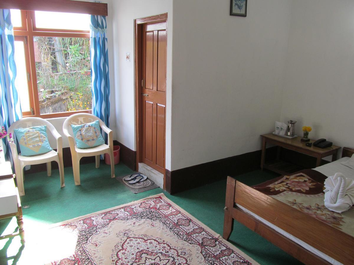 Hotel View Point Pelling Bagian luar foto