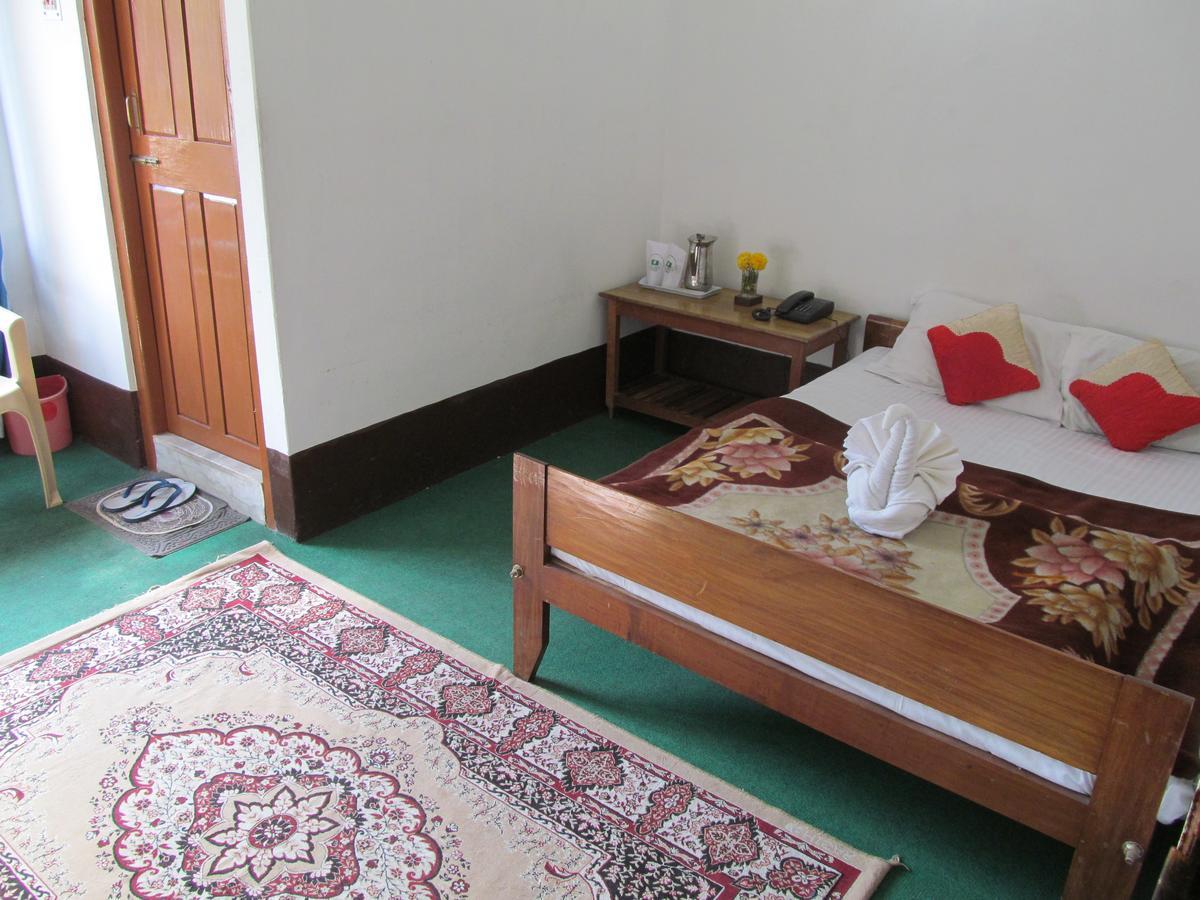 Hotel View Point Pelling Bagian luar foto