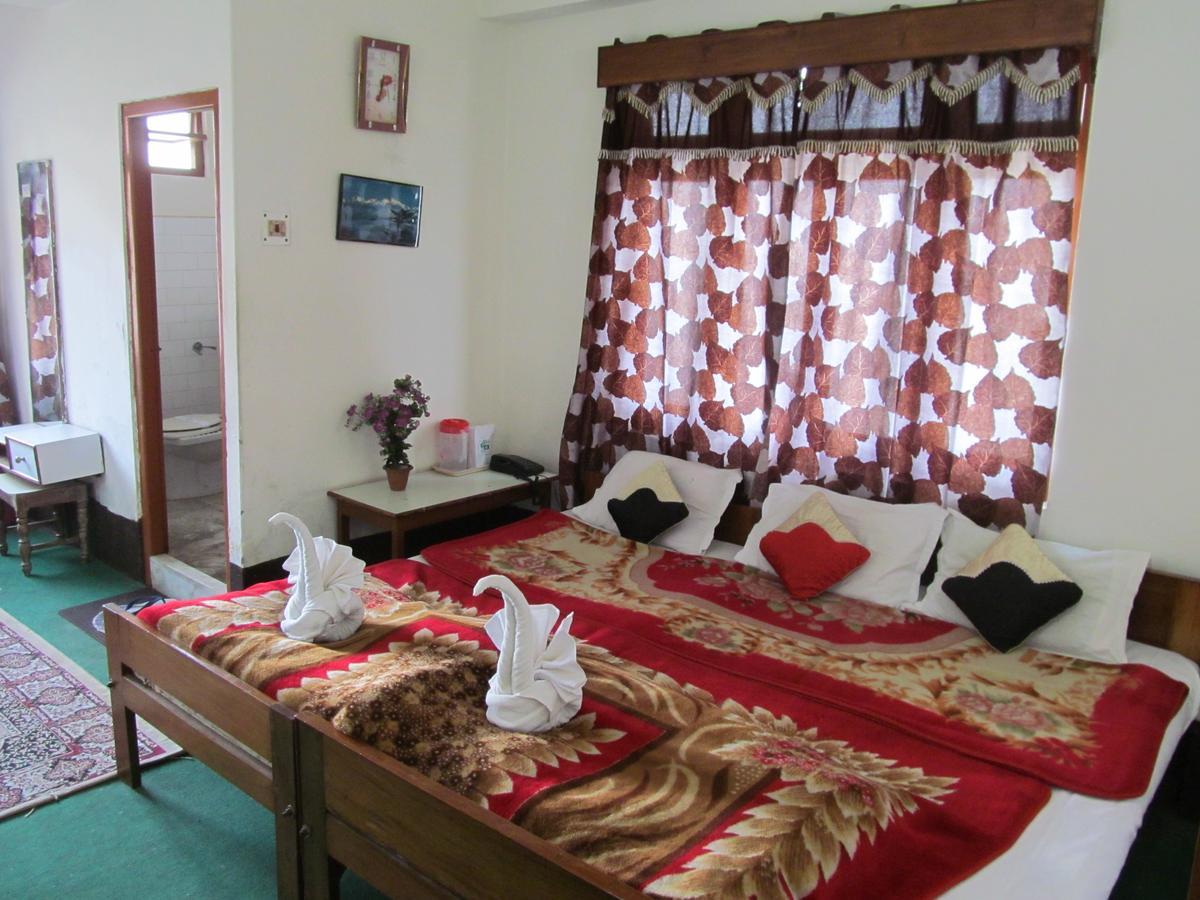 Hotel View Point Pelling Bagian luar foto